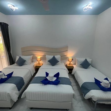 Infinity Beach Dhigurah Dhigurah  Buitenkant foto
